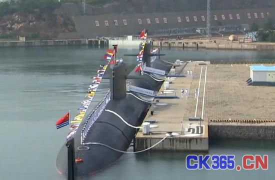 央视最新曝光的中国海军新型核潜艇
